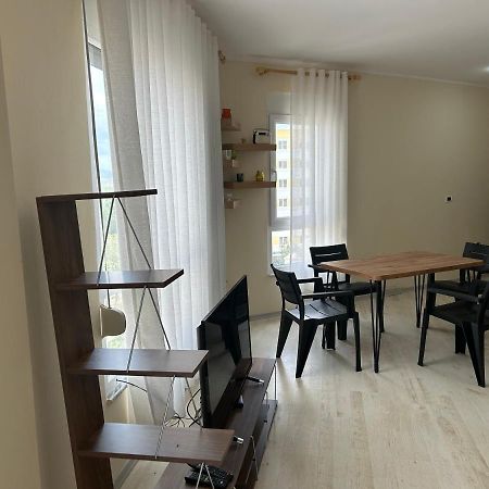 Apartment In Qerret Golem  Bagian luar foto