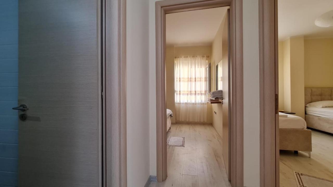 Apartment In Qerret Golem  Bagian luar foto